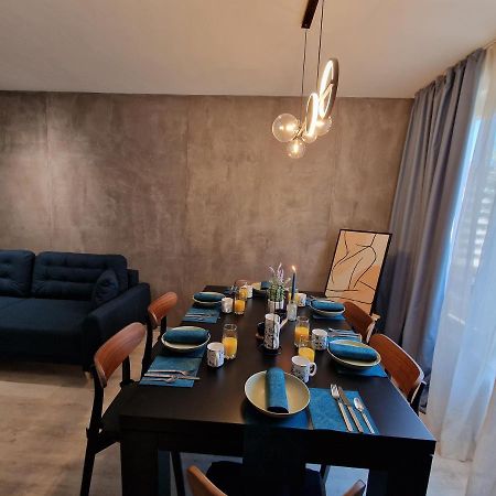 Marsselis Luxe Port Apartment Варна Экстерьер фото