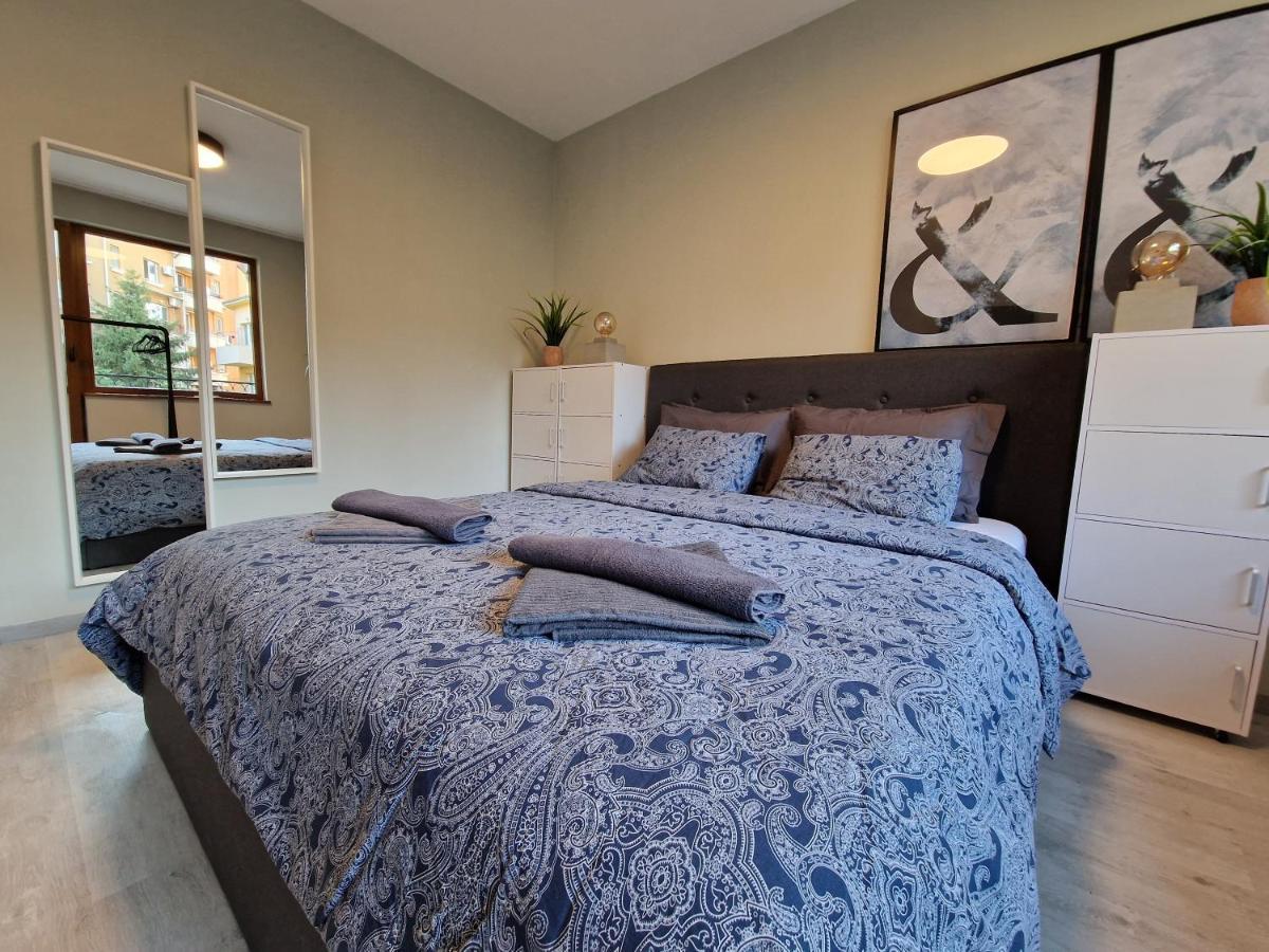 Marsselis Luxe Port Apartment Варна Экстерьер фото