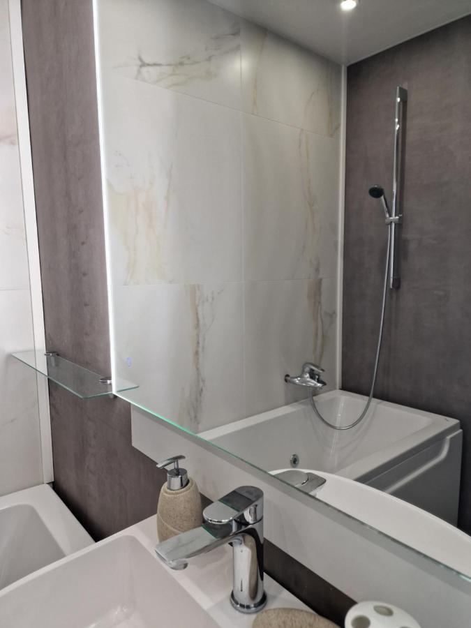 Marsselis Luxe Port Apartment Варна Экстерьер фото