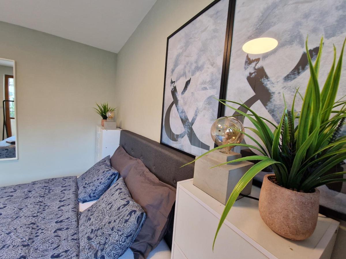 Marsselis Luxe Port Apartment Варна Экстерьер фото
