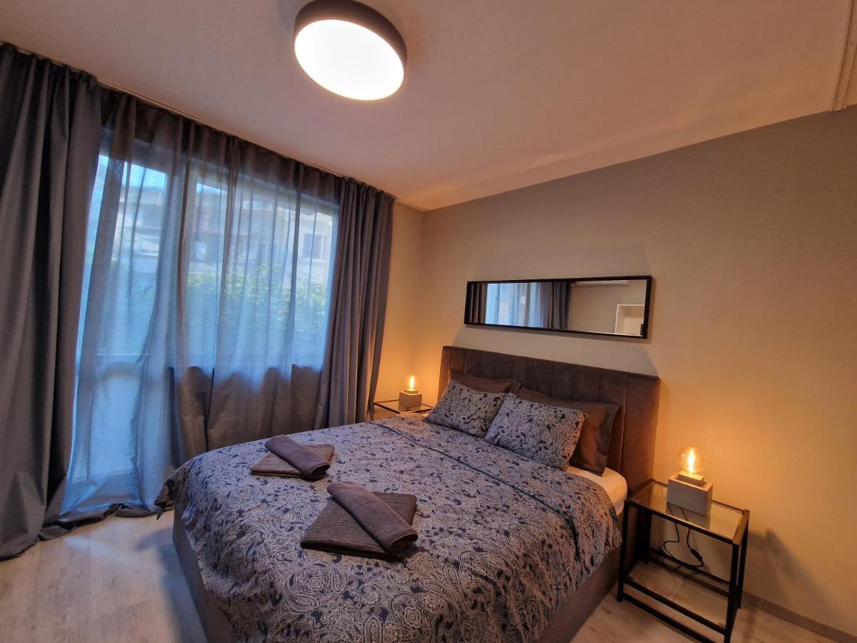 Marsselis Luxe Port Apartment Варна Экстерьер фото