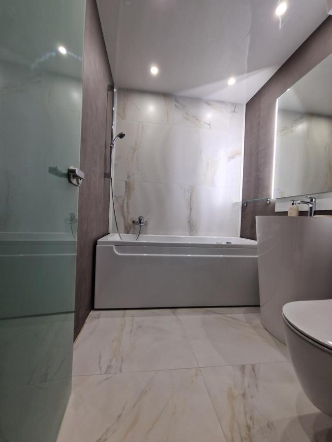Marsselis Luxe Port Apartment Варна Экстерьер фото
